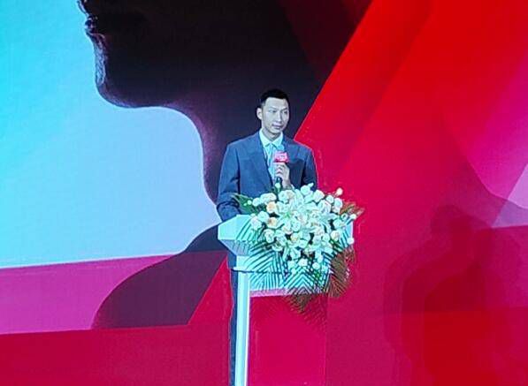《强哲》将于10月在韩国 刘亚仁有望出演《思悼》 搭档宋康昊演皇室父子 2014-05-02 据韩媒消息，韩国年轻男演员刘亚仁有望加盟李浚益导演最新的古装大片《思悼》，搭档宋康昊演父子。